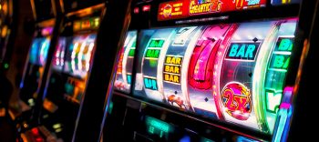 Immerse Yourself in the World of Online Slot Machines